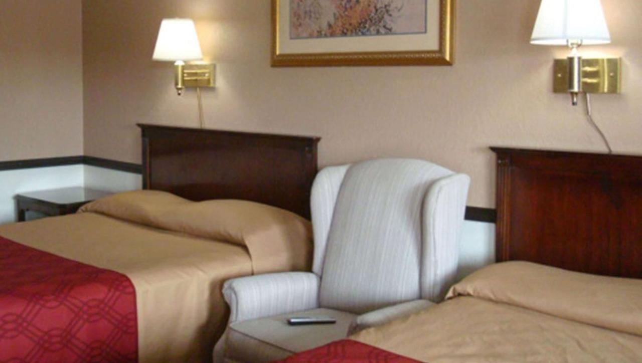 New Haven Inn Εξωτερικό φωτογραφία