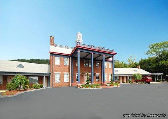 New Haven Inn Εξωτερικό φωτογραφία