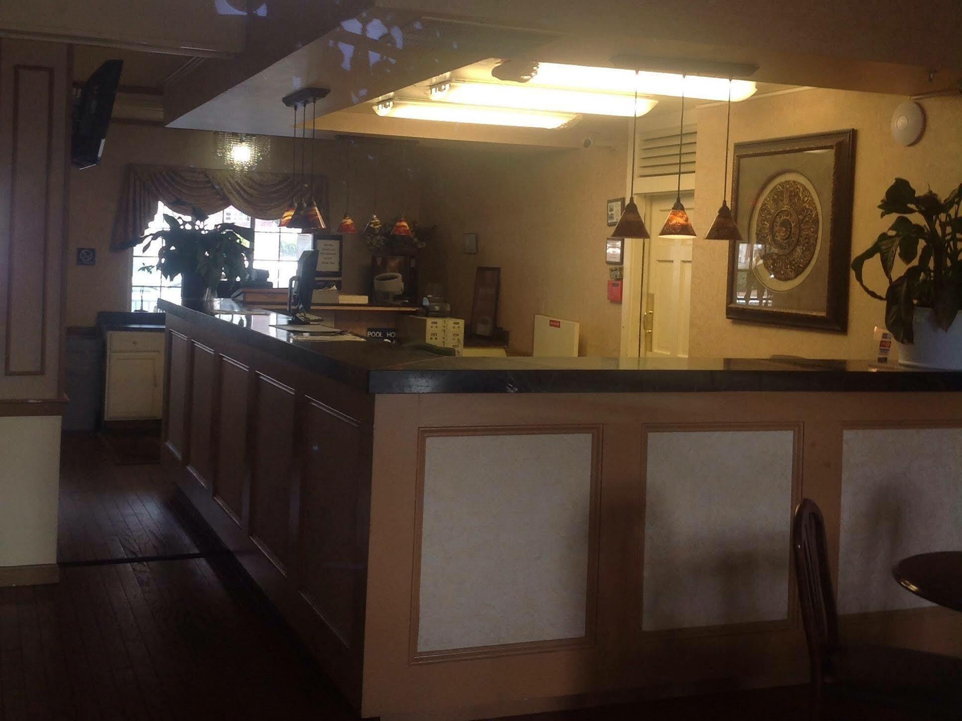 New Haven Inn Εξωτερικό φωτογραφία